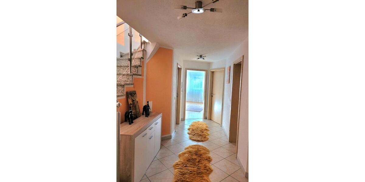 Erdgeschoßwohnung Bad Friedrichshall - 4 Zimmer, 133 m&sup2;, 540.000&euro; | Angebot:25934988
