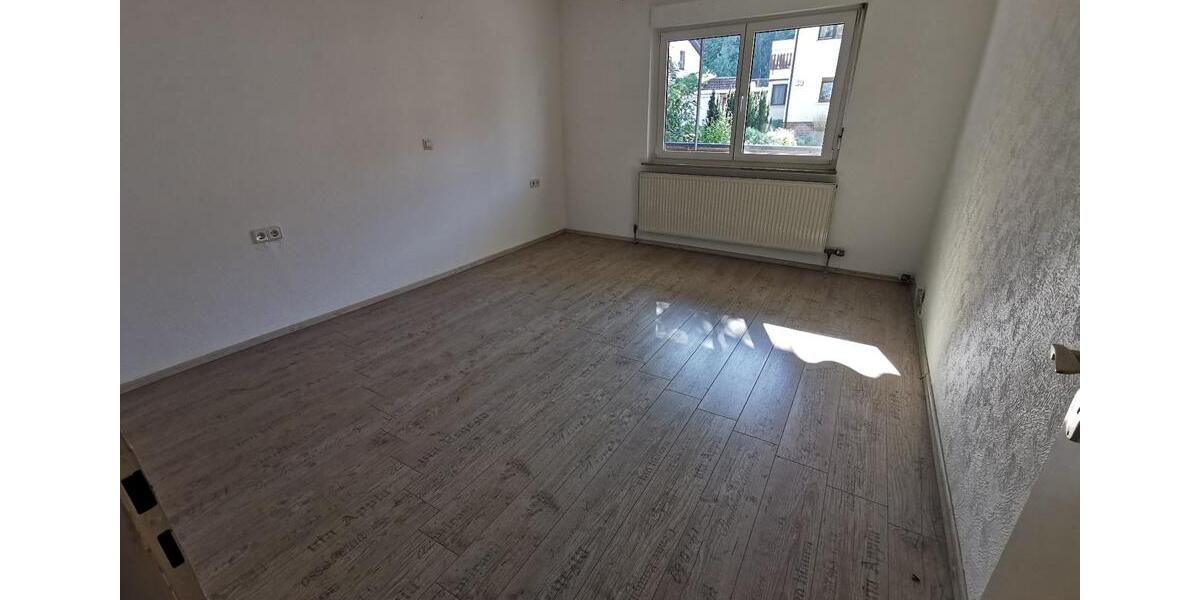 Doppelhaushälfte 9 zimmer