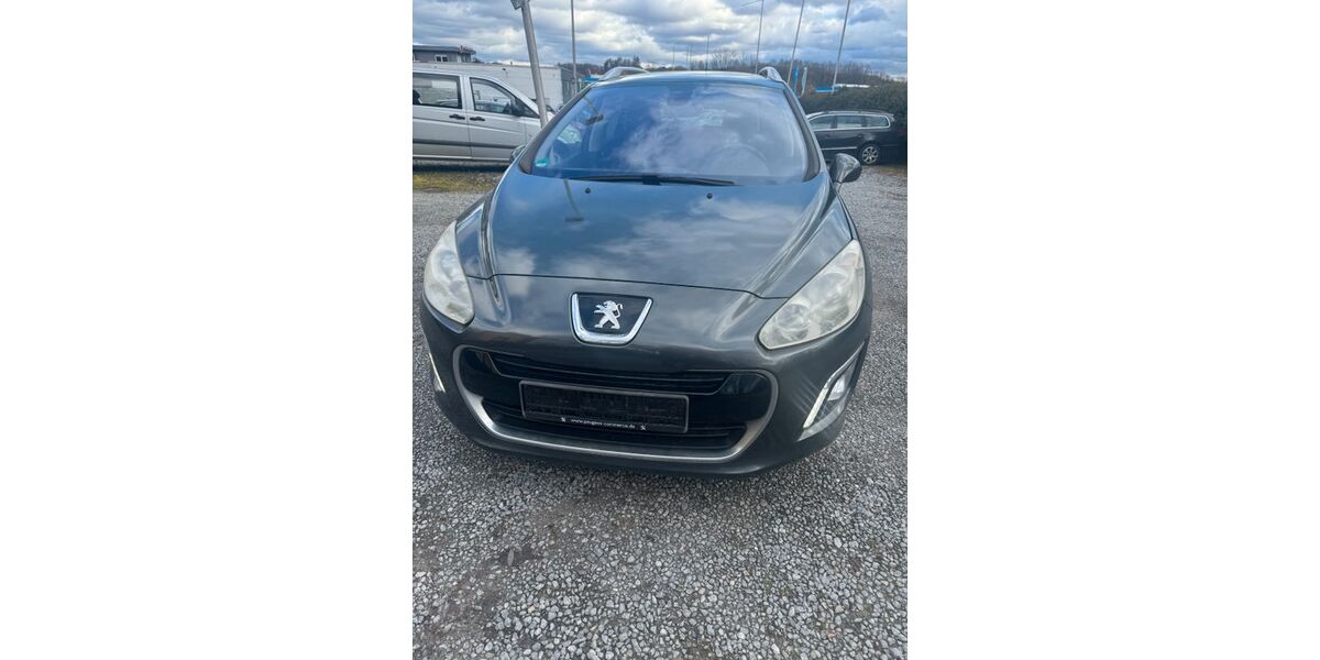 Peugeot 308 235.685 km 1.550 &euro; Untergruppenbach 74199