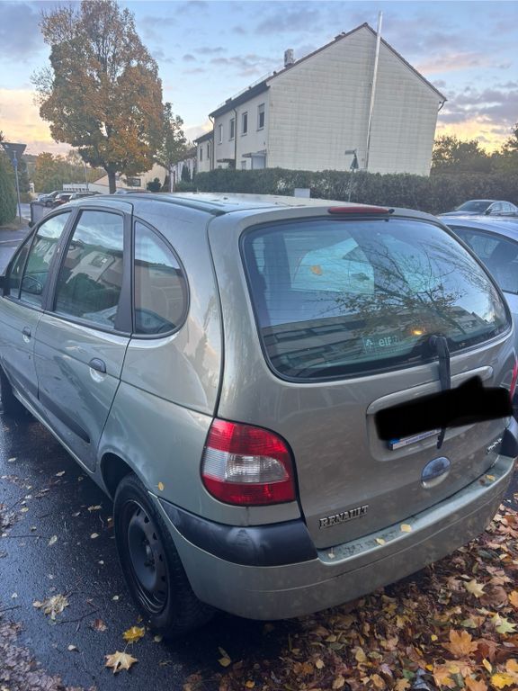 Renault Megane 221.000 km 800 € Sinsheim 74889
