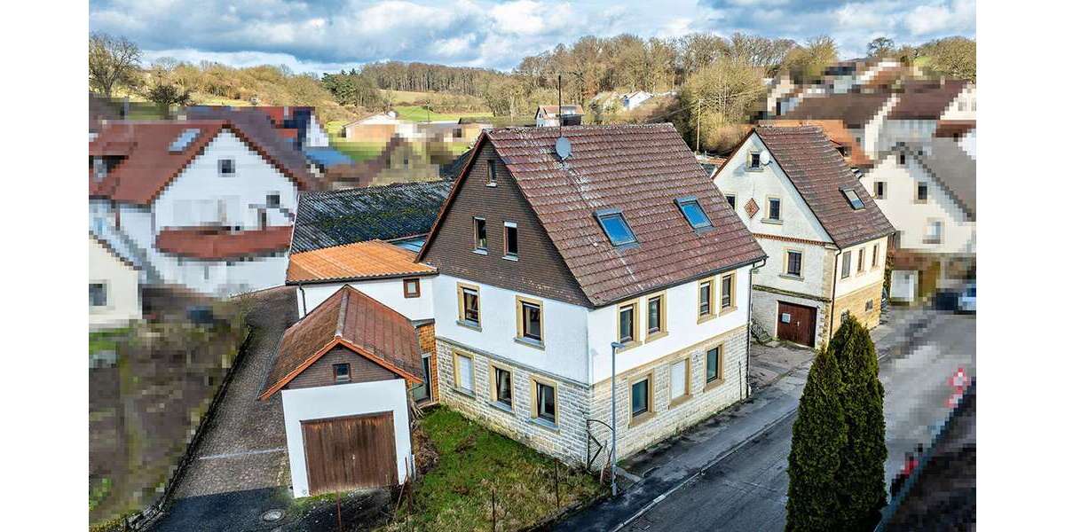 Einfamilienhaus Gundelsheim - 9.5 Zimmer, 190 m&sup2;, 285.000&euro; | Angebot:24644252