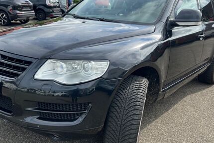 VW Touareg 286.000 km 5.900 € Illingen 75428