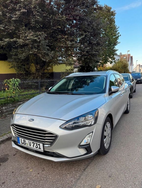 Ford Focus 162.000 km 12.300 € Großbottwar 71723