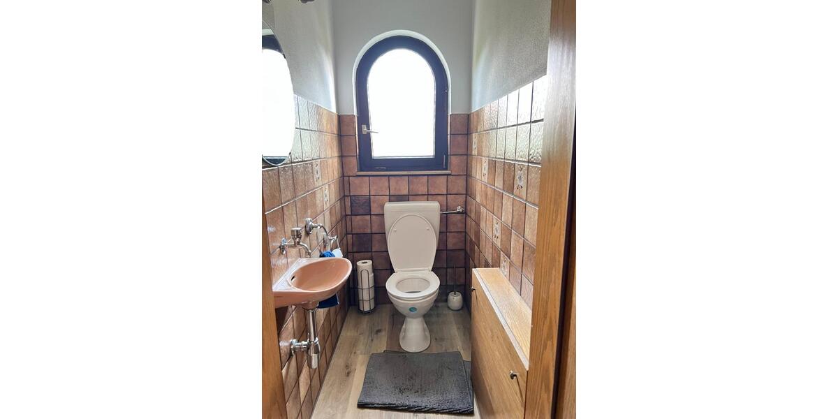 Maisonettenwohnung Kirchardt - 6 Zimmer, 170 m&sup2;, 1.300&euro; | Angebot:26664676