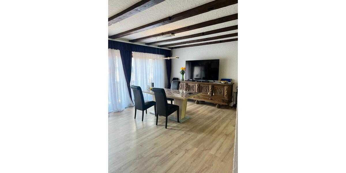 Maisonettenwohnung Kirchardt - 6 Zimmer, 170 m&sup2;, 1.300&euro; | Angebot:26664676
