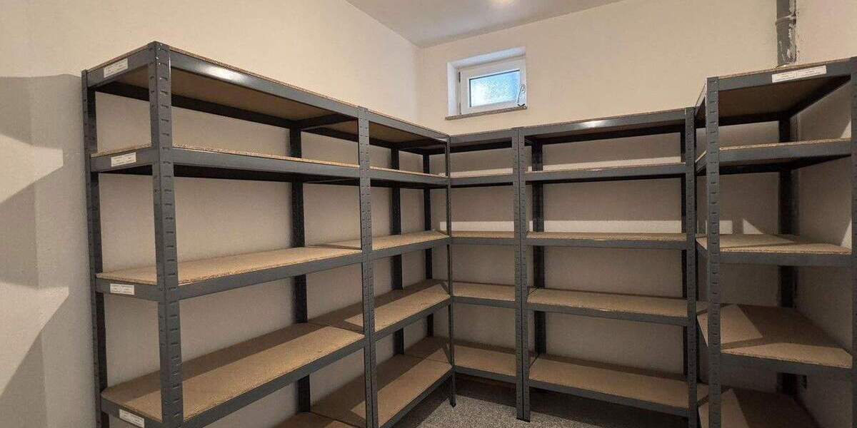 Einfamilienhaus Neckarzimmern - 6 Zimmer, 315 m&sup2;, 2.600&euro; | Angebot:24504270