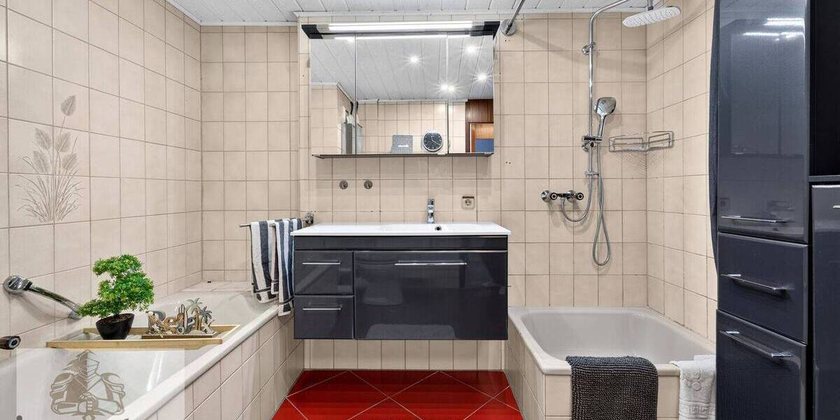 Reihenmittelhaus Heilbronn Sontheim - 6 Zimmer, 122 m&sup2;, 449.000&euro; | Angebot:26920493
