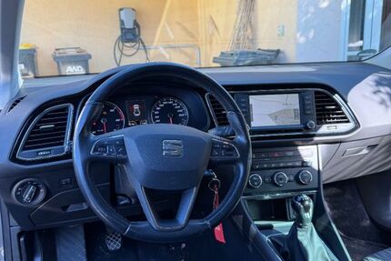 Seat Leon 82.000 km 10.500 &euro; Hardthausen 74239