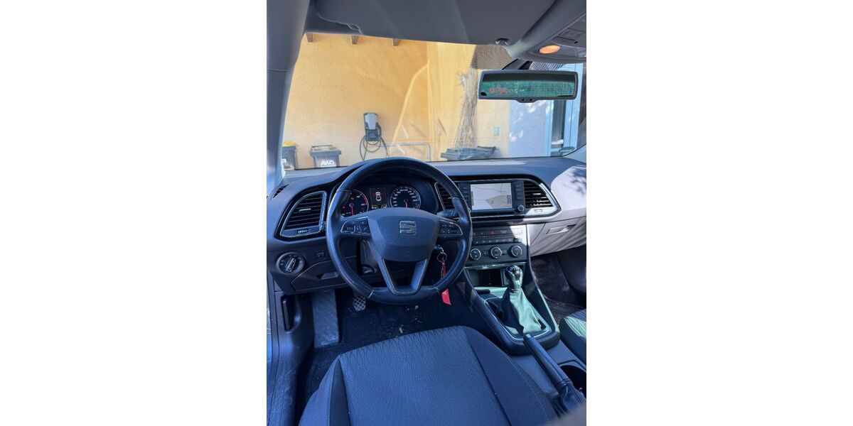 Seat Leon 82.000 km 10.500 &euro; Hardthausen 74239