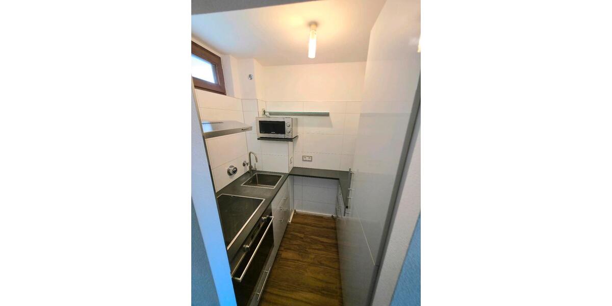 Möblierte 2-Zimmer-Wohnung mit Balkon & traumhafter Aussicht 2 zimmer