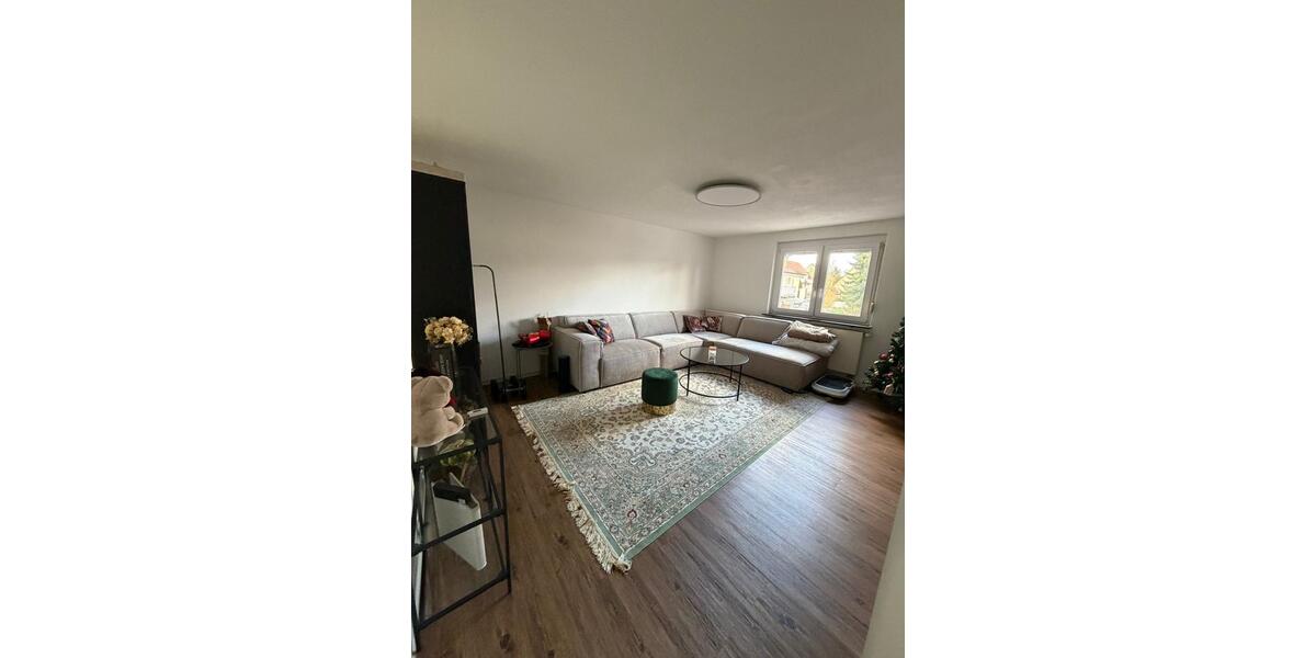 Etagenwohnung Bad Friedrichshall - 4 Zimmer, 94 m&sup2;, 290.000&euro; | Angebot:26852714