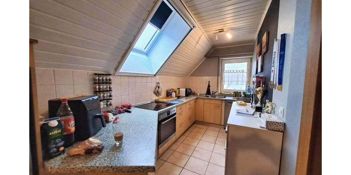 Gemütliche Dachgeschosswohnung in Neckarsulm 3 zimmer