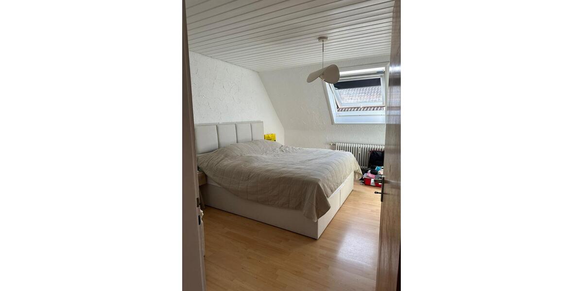 Etagenwohnung Ludwigsburg Hoheneck - 3 Zimmer, 76 m&sup2;, 1.090&euro; | Angebot:24855437