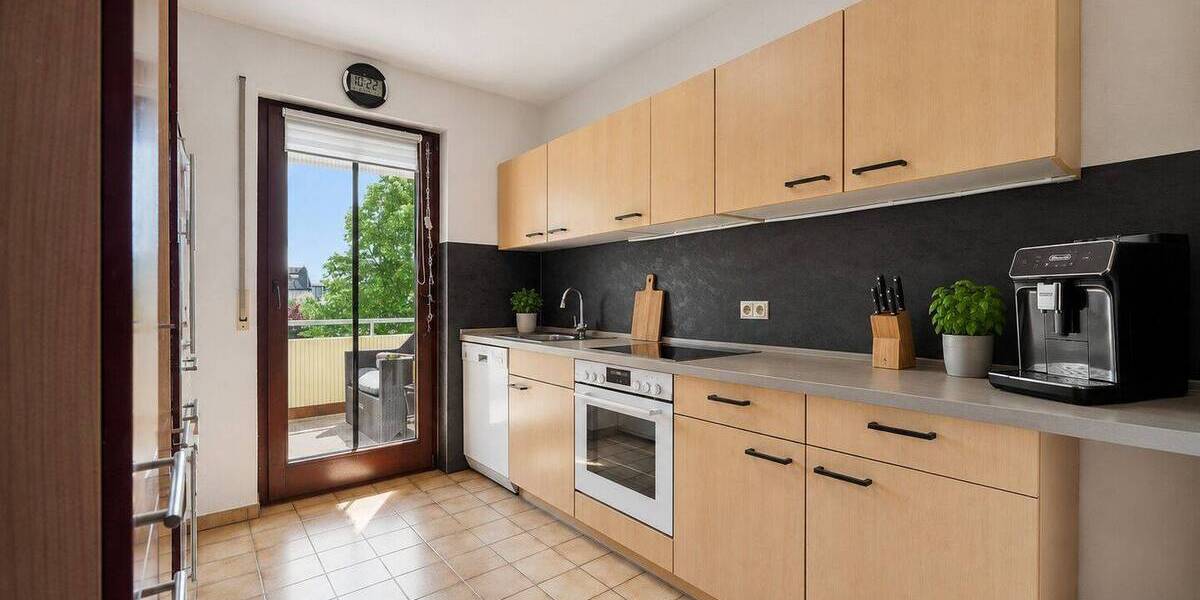 Etagenwohnung Kirchheim am Neckar - 4 Zimmer, 119 m&sup2;, 260.000&euro; | Angebot:26869039