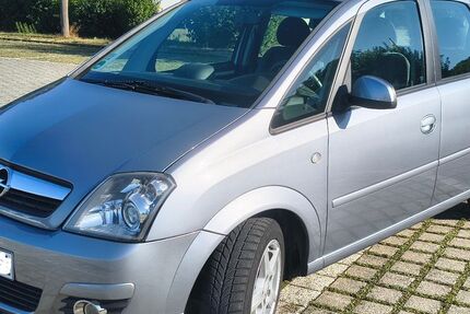 Opel Meriva 49.900 km 7.199 &euro; Bietigheim-Bissingen 74321