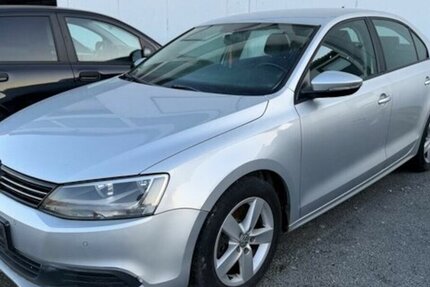 VW Jetta VI 1.4 DSG Mechatronik / Getriebeprobleme 144.000 km 3.990 &euro; Neckarsulm 74172