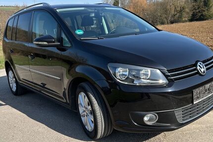 VW Touran 220.000 km 7.450 &euro; Möckmühl 74219