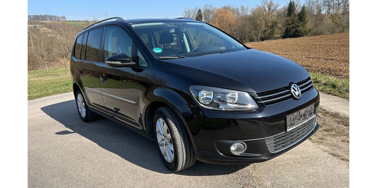 VW Touran 220.000 km 7.450 &euro; Möckmühl 74219