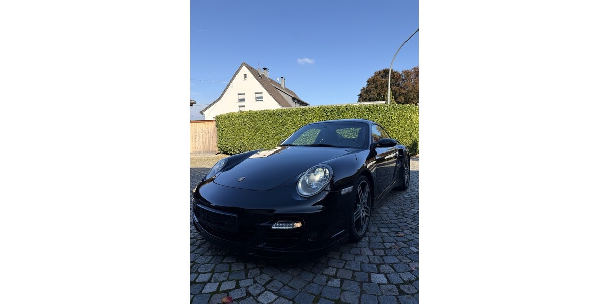 Porsche 911 132.900 km 77.997 € Abstatt 74232