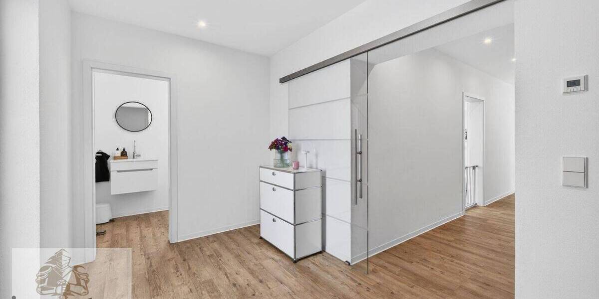 Einfamilienhaus Gundelsheim - 6 Zimmer, 245 m&sup2;, 949.000&euro; | Angebot:26695748