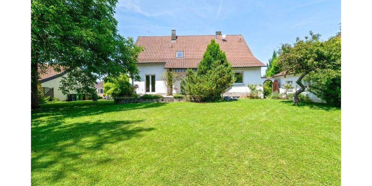 Einfamilienhaus Besigheim - 8 Zimmer, 168 m&sup2;, 695.000&euro; | Angebot:25385178