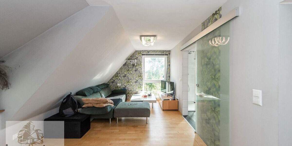 Mehrfamilienhaus, Wohnhaus Heilbronn / Neckargartach Neckargartach - 8 Zimmer, 194 m&sup2;, 548.000&euro; | Angebot:25742864