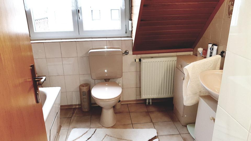 Mehrfamilienhaus, Wohnhaus Bietigheim-Bissingen Bissingen - 10 Zimmer, 210 m&sup2;, 795.000&euro; | Angebot:27163916