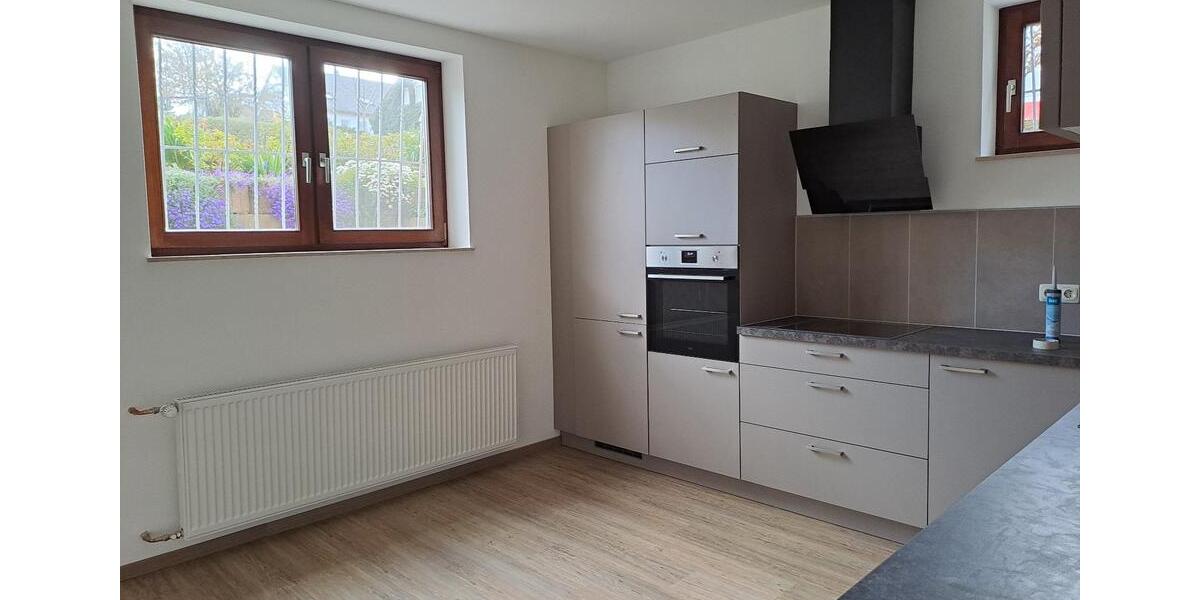 Erdgeschoßwohnung Bretzfeld - 3 Zimmer, 93 m&sup2;, 1.100&euro; | Angebot:25945557