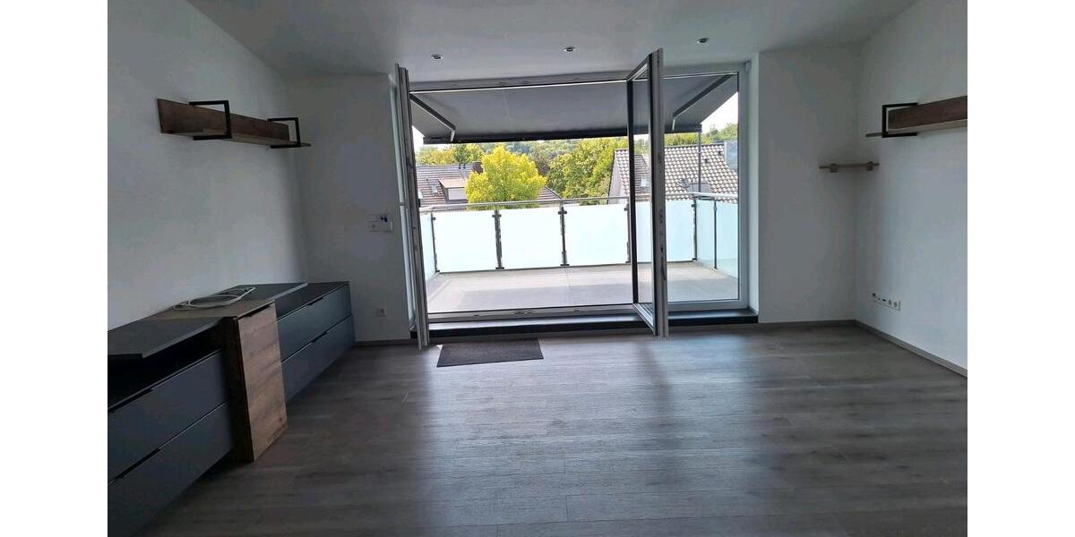 Dachgeschoßwohnung Oedheim - 4 Zimmer, 105 m&sup2;, 1.600&euro; | Angebot:24554516