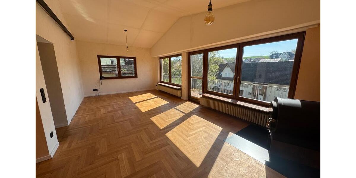 Einfamilienhaus Hüffenhardt - 5 Zimmer, 200 m&sup2;, 498.000&euro; | Angebot:25988257