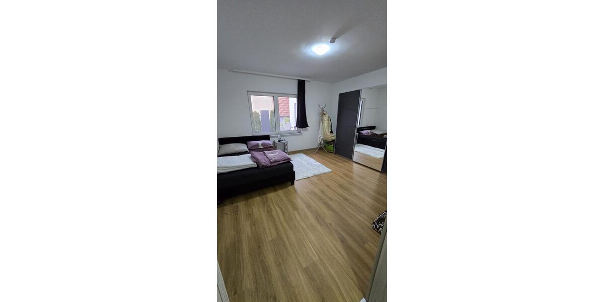Erdgeschoßwohnung Cleebronn - 4 Zimmer, 116 m&sup2;, 1.050&euro; | Angebot:24453106