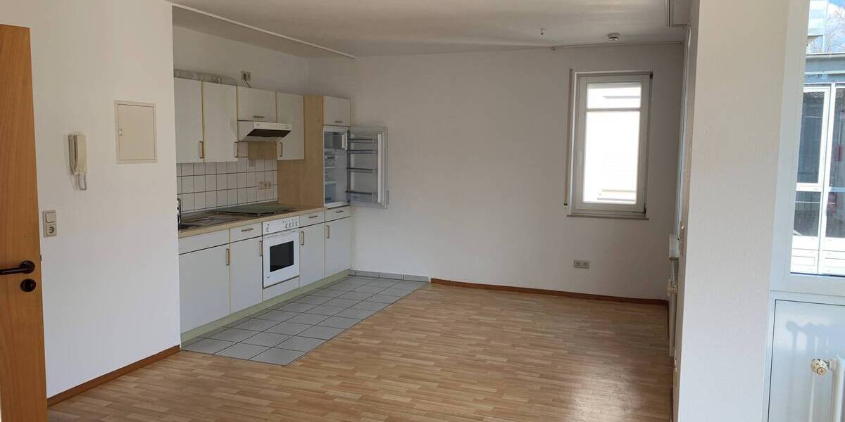 Etagenwohnung Backnang - 2 Zimmer, 47 m&sup2;, 665&euro; | Angebot:25662415