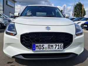 Suzuki Swift 1.2 Hybrid MT Comfort 5.200 km 19.850 &euro; Obrigheim-Asbach 74847