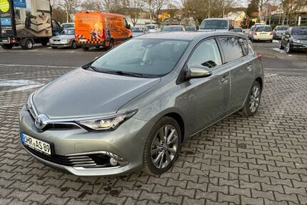 Toyota Auris 73.600 km 17.500 &euro; Öhringen 74613