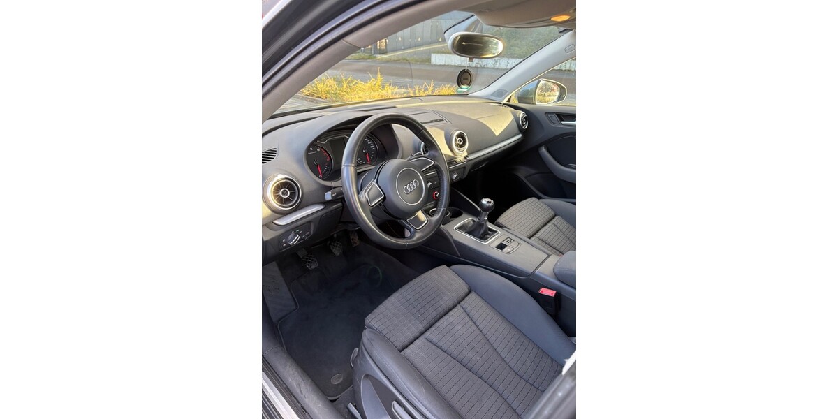 Audi A3 Limousine 93.000 km 14.500 € Heilbronn 74072