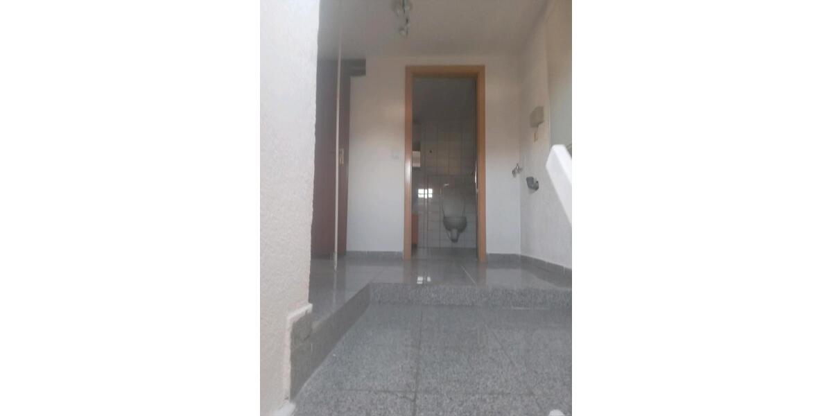 Etagenwohnung Bretzfeld - 3 Zimmer, 70 m&sup2;, 900&euro; | Angebot:25329932