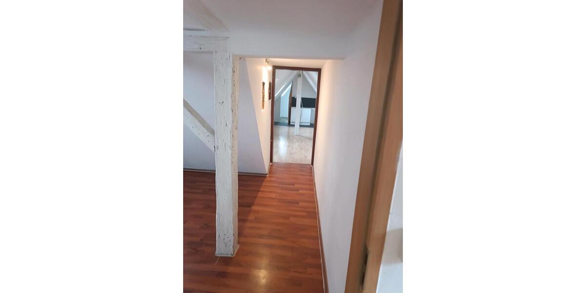 Maisonettenwohnung Flein - 6 Zimmer, 200 m&sup2;, 450&euro; | Angebot:26648277