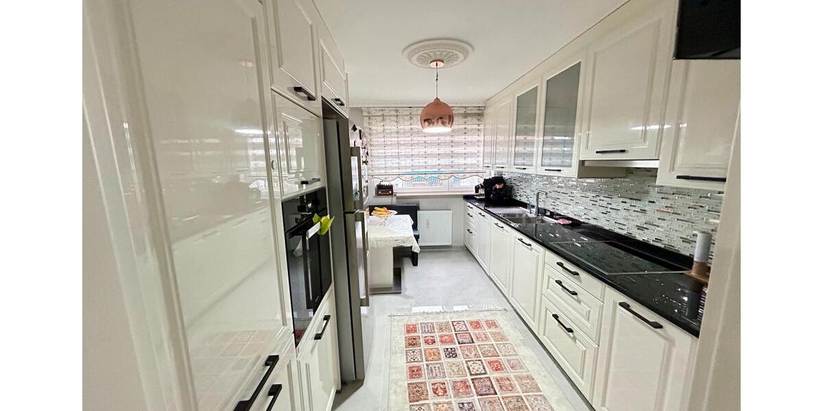 Provisionsfrei 4,5-Zimmer-ETW Wintergarten & Gartenanteil &Garage 4.5 zimmer