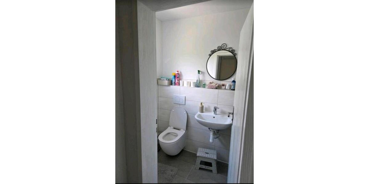 Einfamilienhaus mit Einliegerwohnung von Privat 6 zimmer