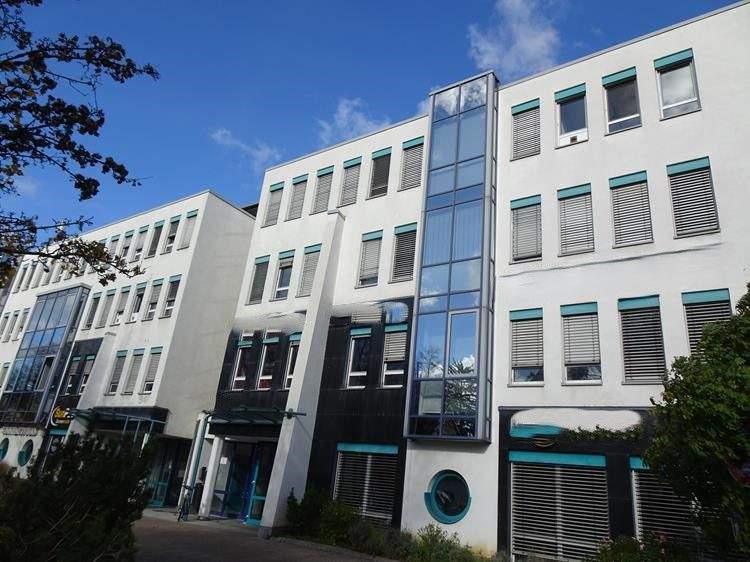 Gewerbeobjekt Ludwigsburg West - 4 Zimmer, 98 m&sup2;, 349.000&euro; | Angebot:23974017