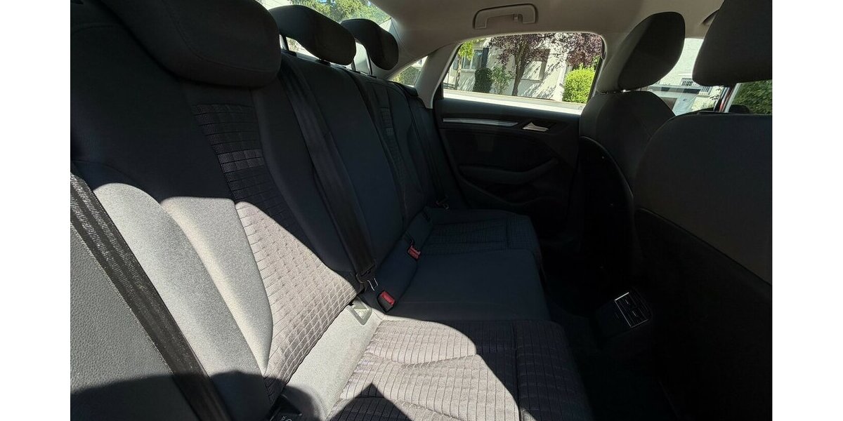 Audi A3 Limousine 2.0 TDI Navi Tempomat 162.000 km 10.990 &euro; Neckarsulm 74172