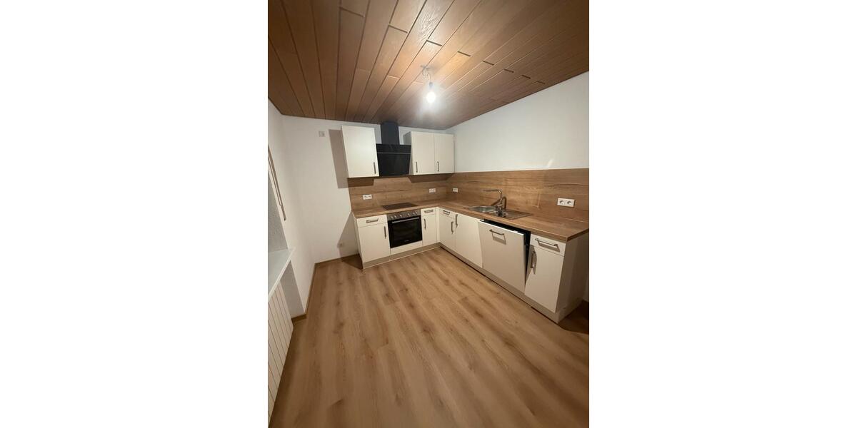 Maisonettenwohnung Elztal - 4 Zimmer, 110 m&sup2;, 1.000&euro; | Angebot:25143855