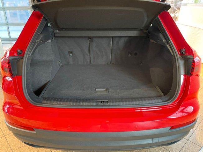 Audi Q3 87.300 km 21.900 &euro; Asperg 71679