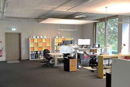 Büro in Bietigheim-Bissingen 2.310 € 210 m² zimmer
