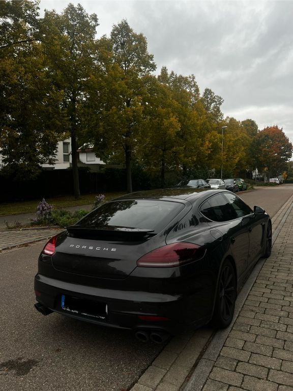 Porsche Panamera 184.000 km 35.000 € Ludwigsburg 71640