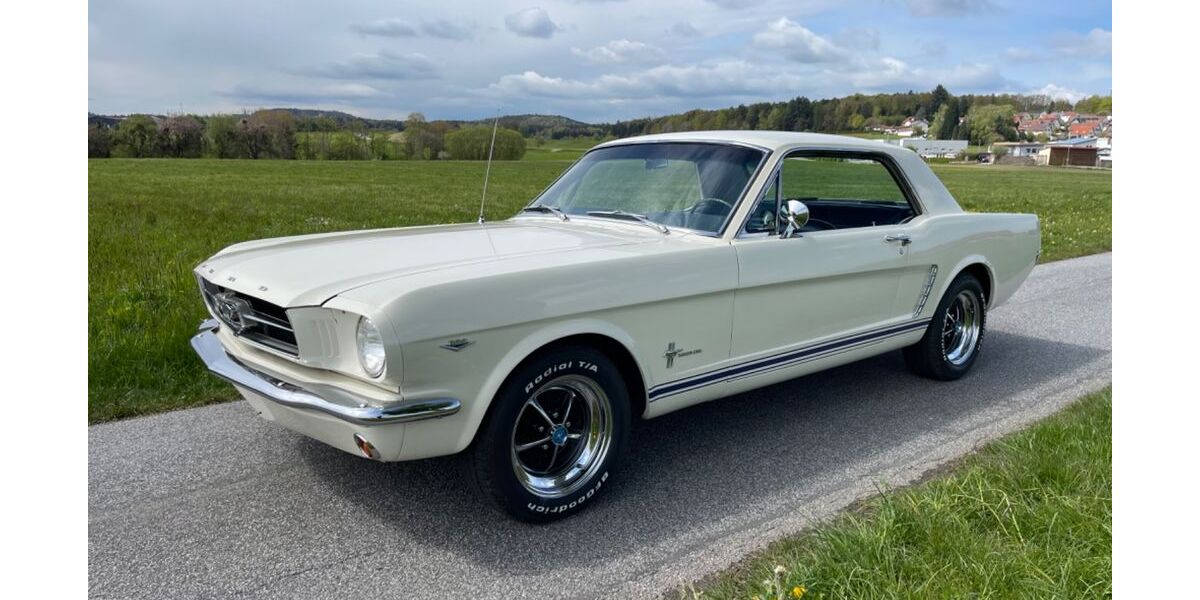 Ford Mustang 9.999 km 39.850 &euro; Wüstenrot-Neuhütten 71543