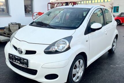 Toyota Aygo (X) 95.600 km 2.600 € Neuenstein 74632