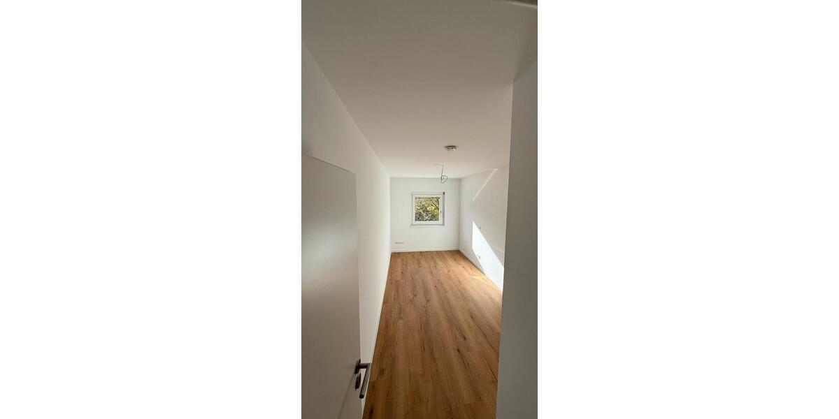 Modernes Wohngefühl in frisch sanierter ETW - PROVISIONSFREI 3 zimmer