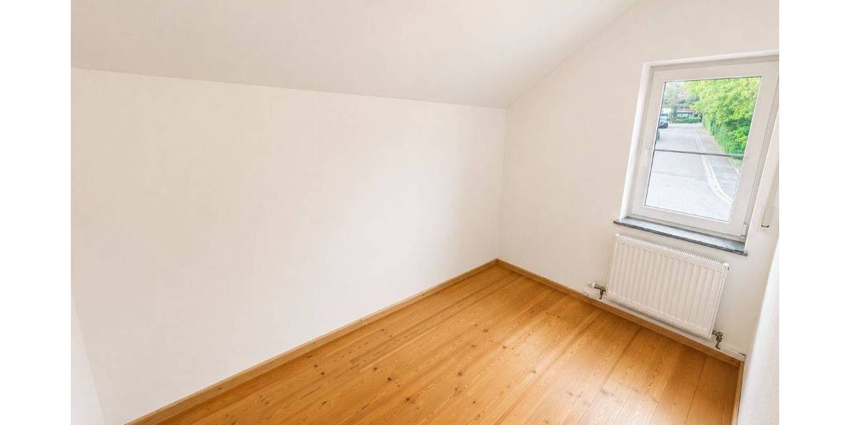 Doppelhaushälfte Sinsheim - 5 Zimmer, 146 m&sup2;, 449.000&euro; | Angebot:26834003