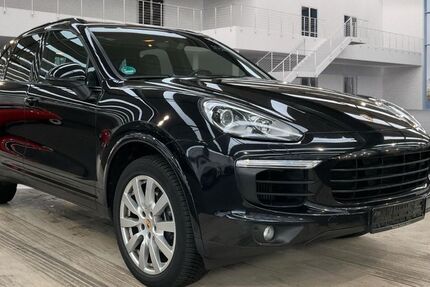 Porsche Cayenne 205.000 km 28.900 &euro; Asperg 71679
